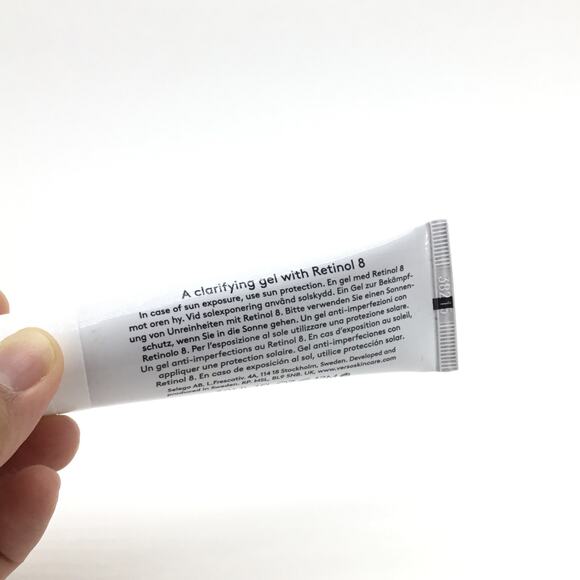 NEW VERSO Clarifying Gel With Retinol 8, 1 oz - Picture 2 of 3